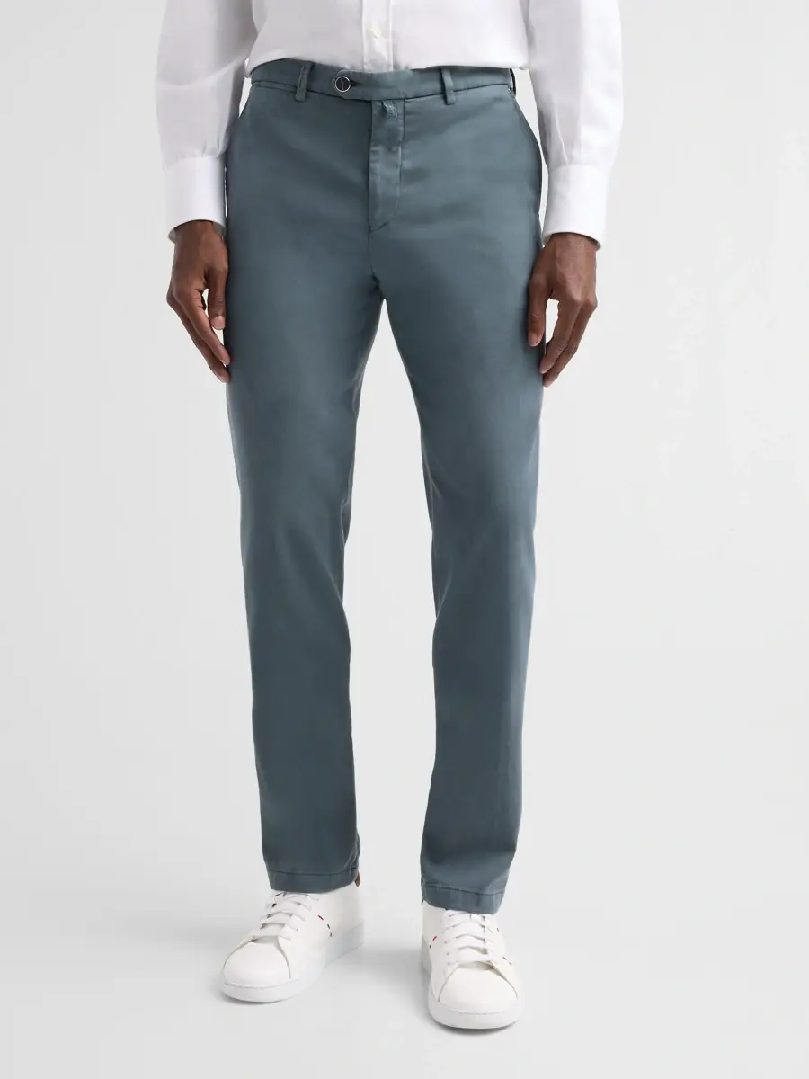 Kiton Men's Flat-Front Slim-Fit Trousers | Thumbnail 4