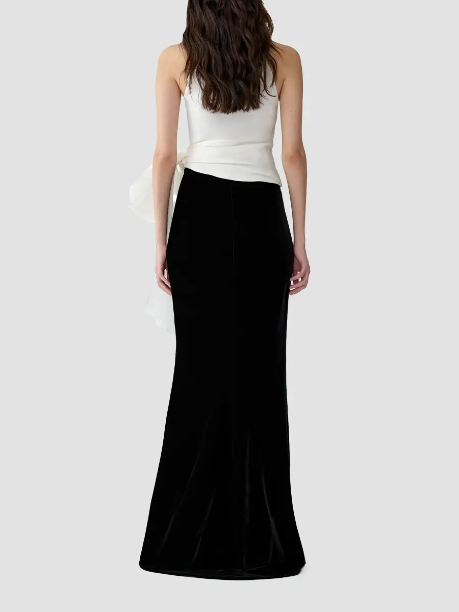 Carolina Herrera Women's Chalet Bow Halterneck Silk Top | Thumbnail 3 Carolina Herrera Women's Chalet Bow Halterneck Silk Top | Thumbnail 3