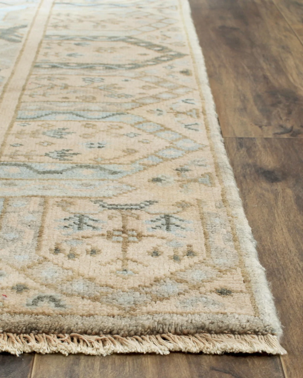 Safavieh Padgett Oushak Rug