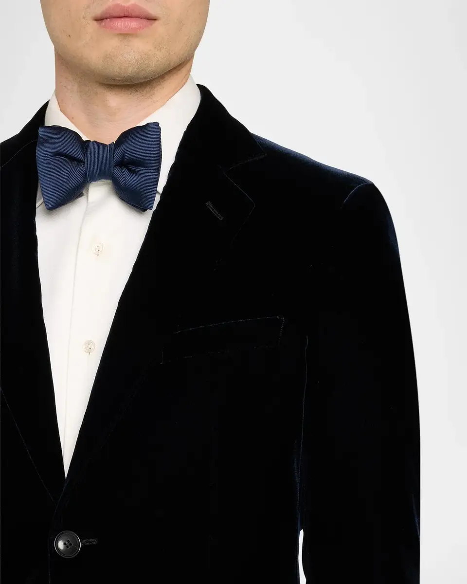 Giorgio Armani Men's Velvet Single-Breasted Velvet Dinner Jacket | Thumbnail 5 Giorgio Armani Men's Velvet Single-Breasted Velvet Dinner Jacket | Thumbnail 5
