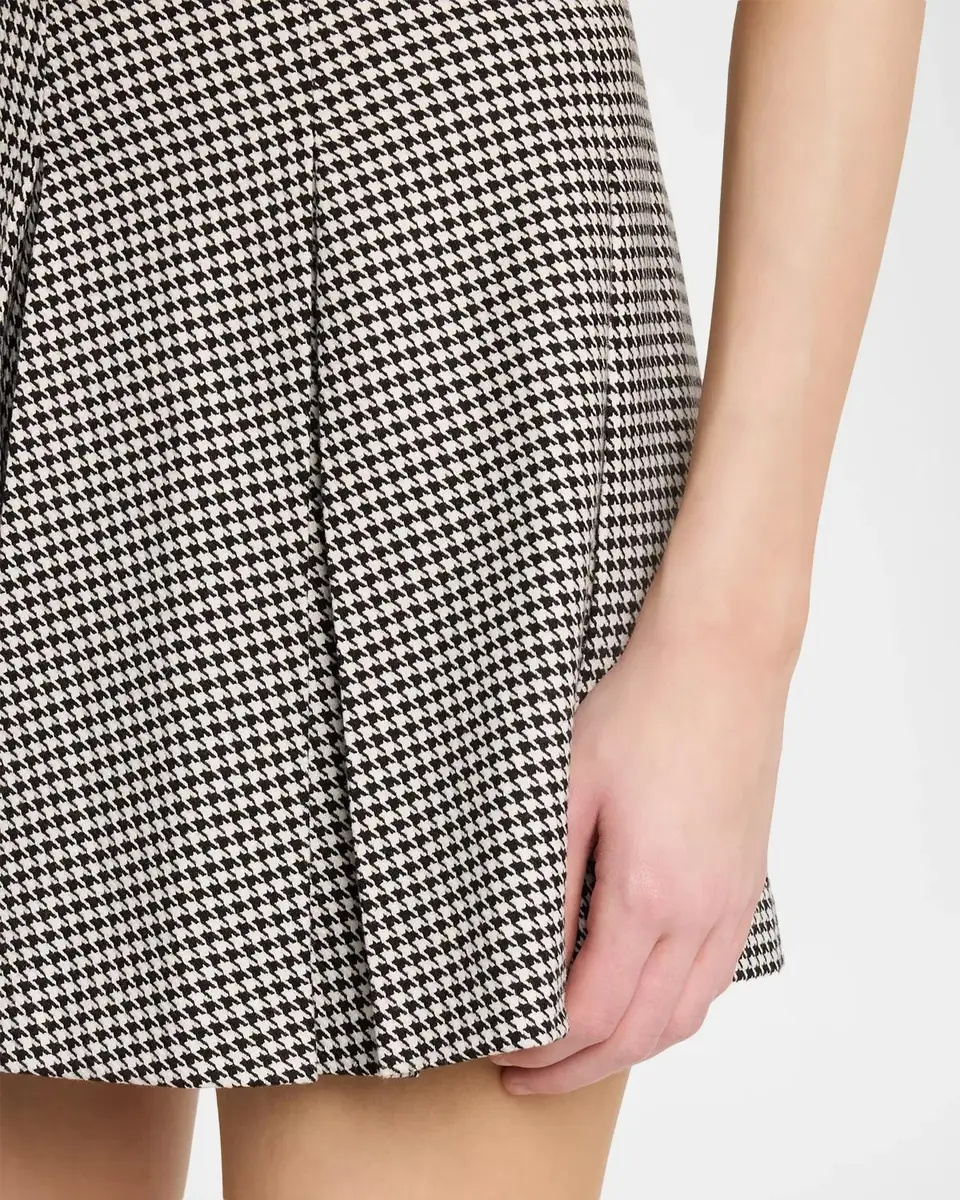 Alice + Olivia Emilie Houndstooth Pleated Mini Skirt | Thumbnail 5