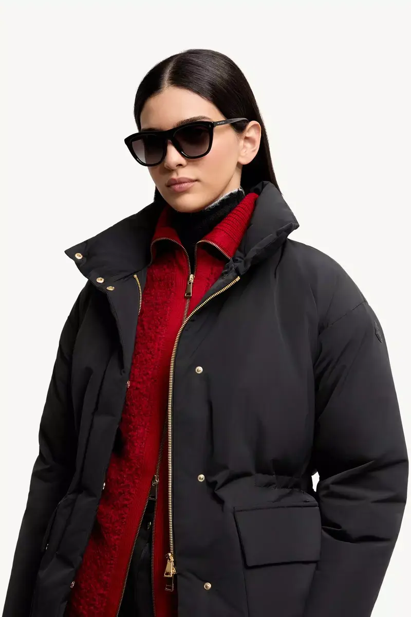 Moncler Lunettes Karrenia Cat-eye Sunglasses | Thumbnail 3