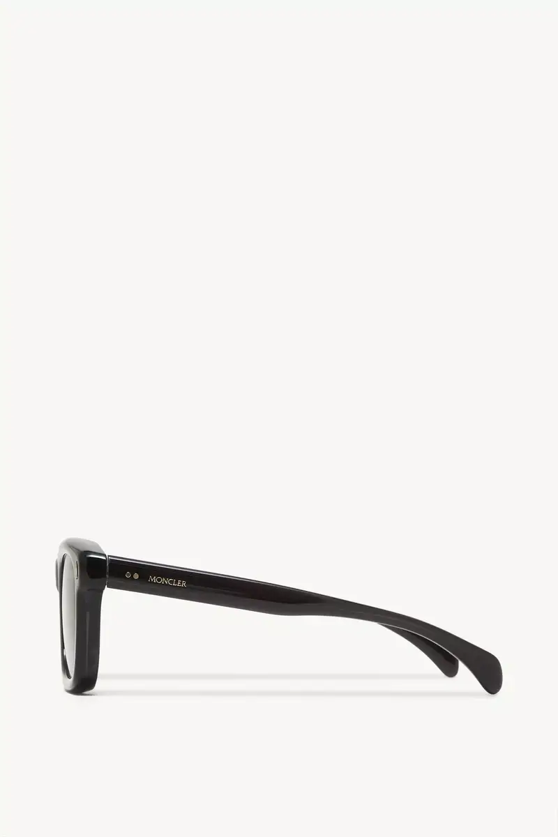 Moncler Lunettes Noirr Squared Sunglasses | Thumbnail 5 Moncler Lunettes Noirr Squared Sunglasses | Thumbnail 5