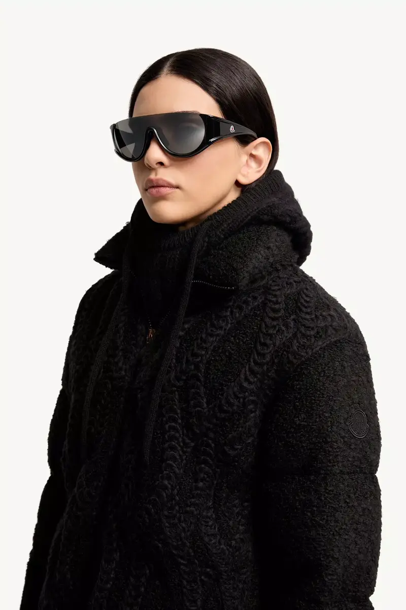 Moncler Lunettes Pulser Wraparound Sunglasses | Thumbnail 4 Moncler Lunettes Pulser Wraparound Sunglasses | Thumbnail 4