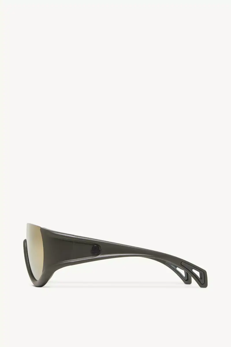 Moncler Lunettes Pulser Wraparound Sunglasses | Thumbnail 4 Moncler Lunettes Pulser Wraparound Sunglasses | Thumbnail 4