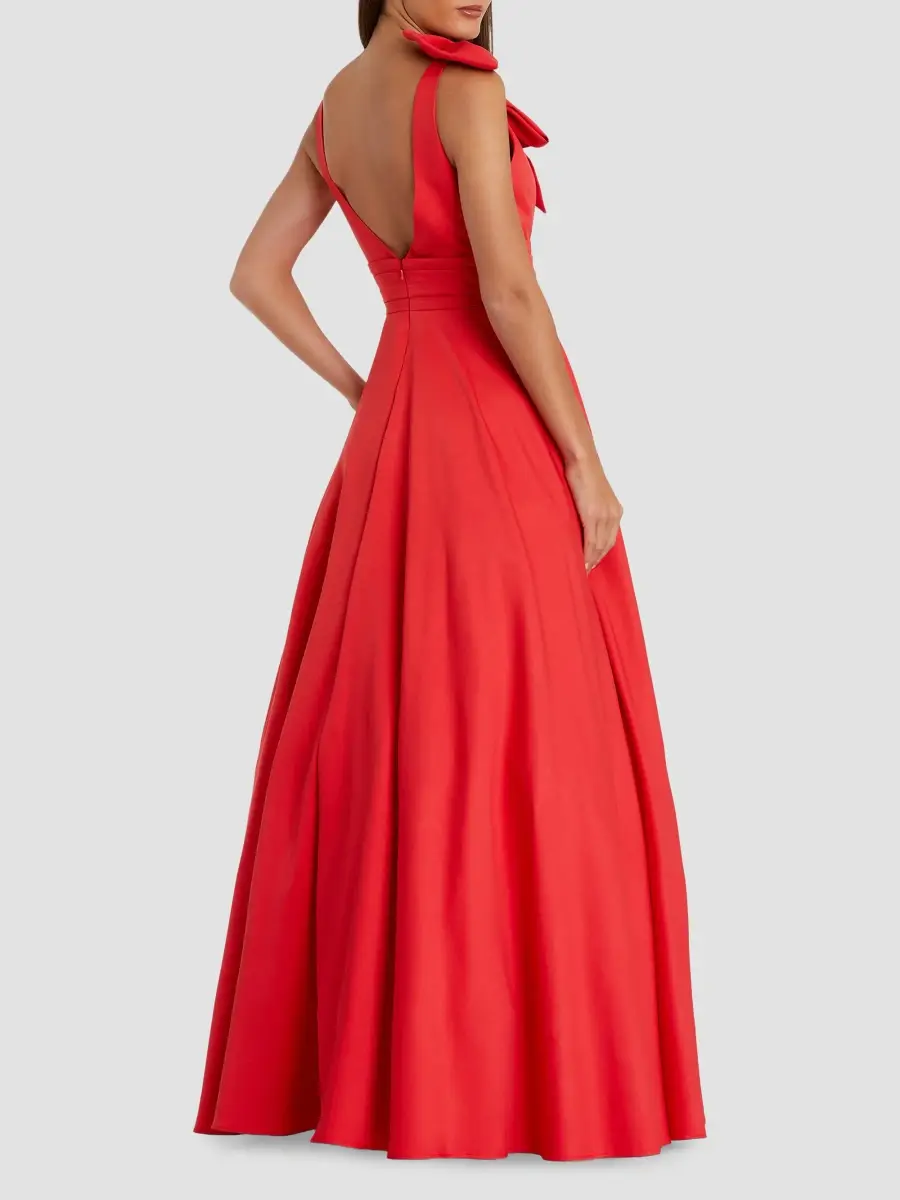 Mac Duggal Women's Crepe Sleeveless V-Neck Gown | Thumbnail 3 Mac Duggal Women's Crepe Sleeveless V-Neck Gown | Thumbnail 3