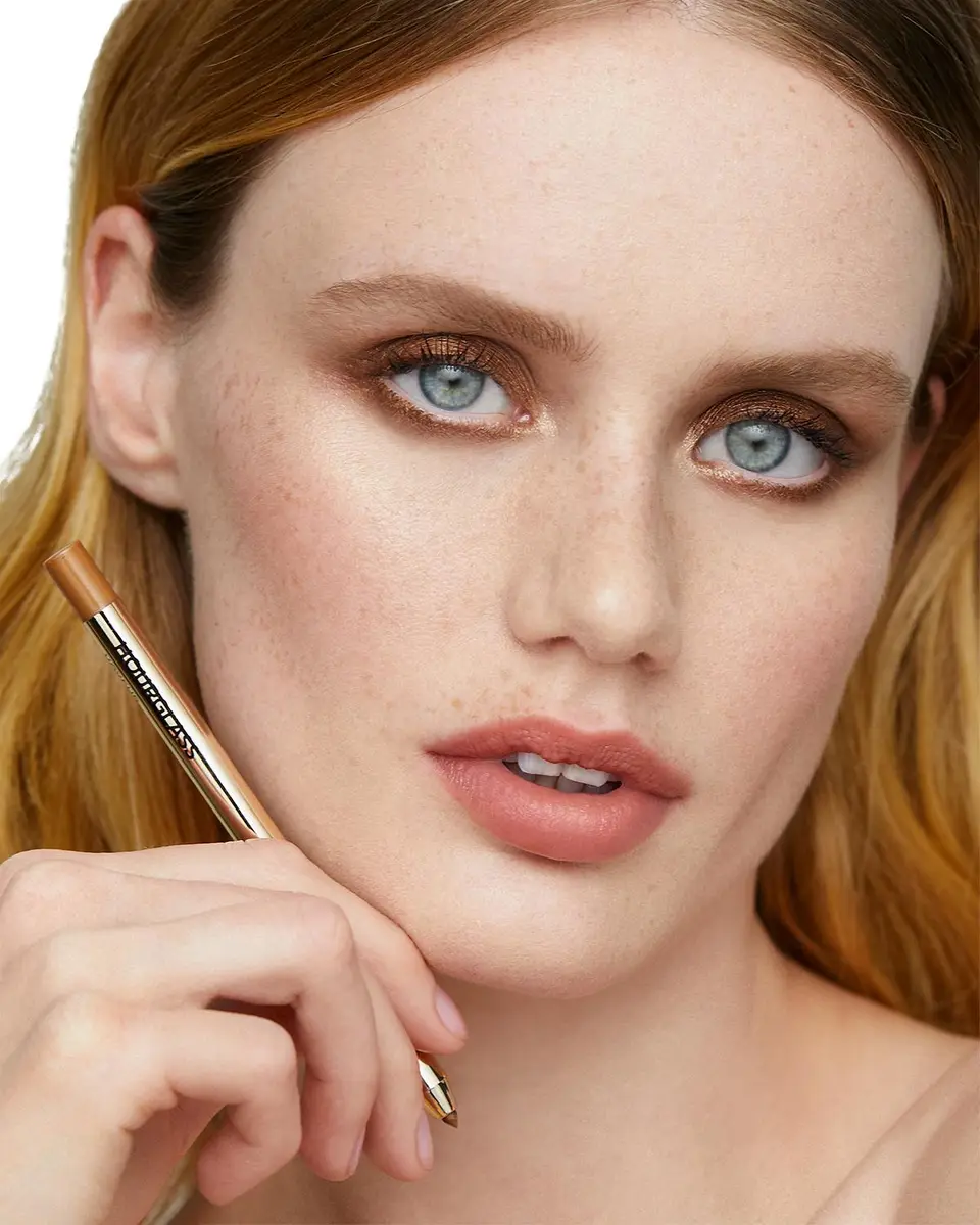 Hourglass Cosmetics Voyeur Waterproof Gel Eyeliner | Thumbnail 4 Hourglass Cosmetics Voyeur Waterproof Gel Eyeliner | Thumbnail 4