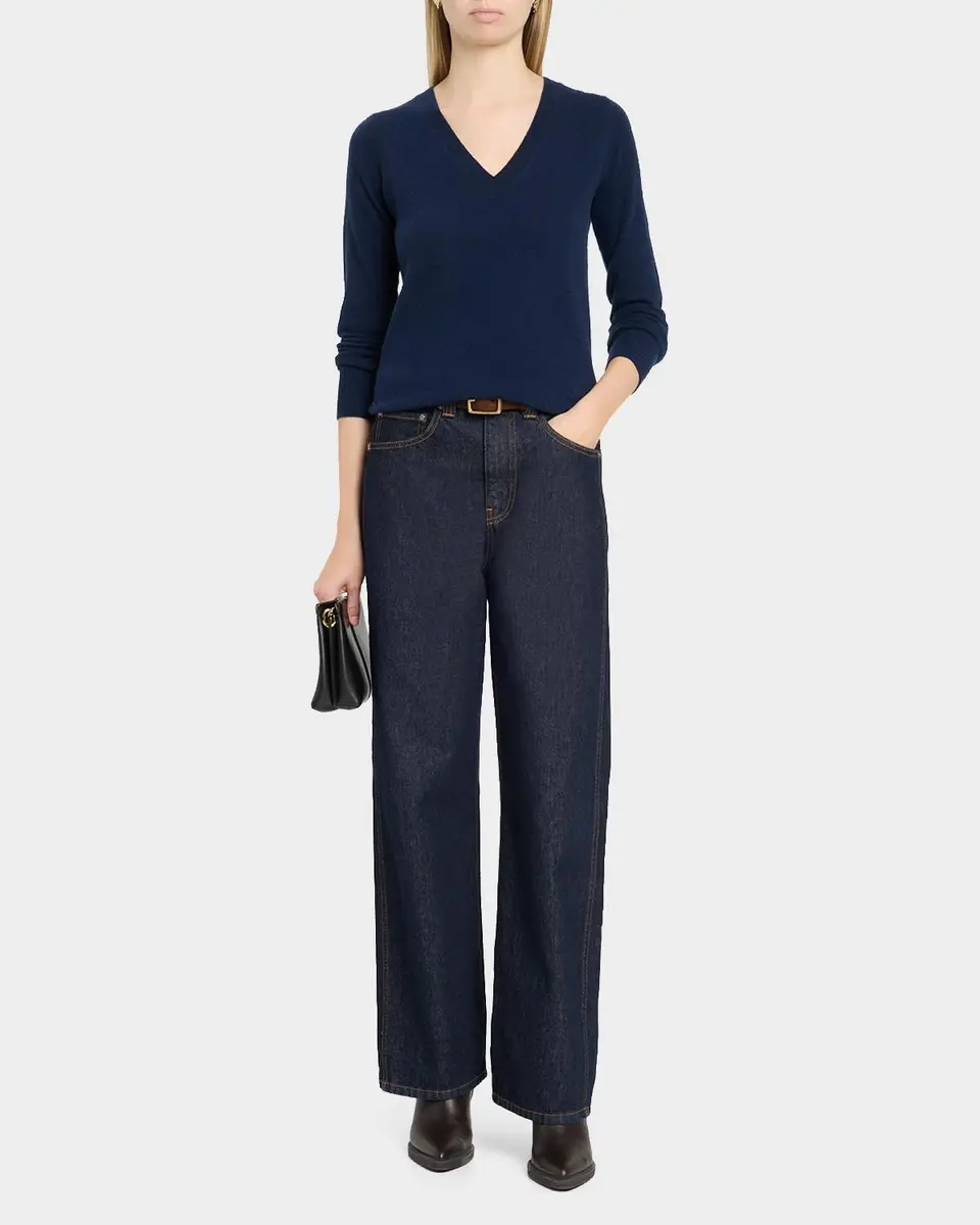 Neiman Marcus Cashmere Collection Cashmere V-Neck Sweater | Thumbnail 2 Neiman Marcus Cashmere Collection Cashmere V-Neck Sweater | Thumbnail 2