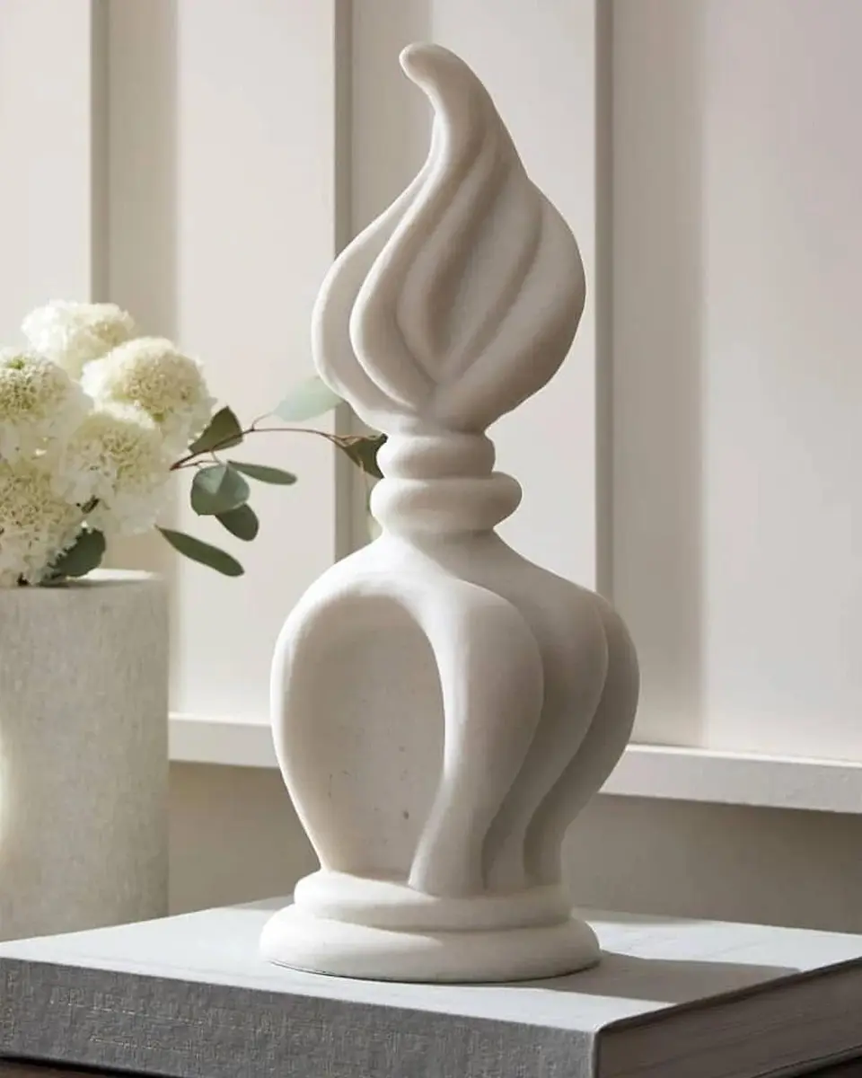 Arteriors Marilyn Sculpture | Thumbnail 3 Arteriors Marilyn Sculpture | Thumbnail 3