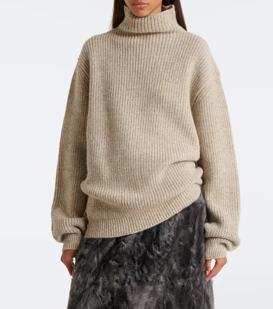 Lemaire Alpaca and yak turtleneck sweater | Thumbnail 4 Lemaire Alpaca and yak turtleneck sweater | Thumbnail 4