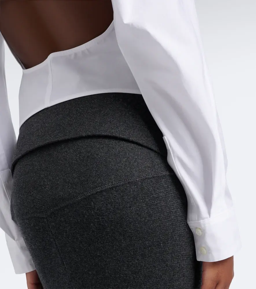 Jacquemus Tulipe open-back cotton poplin shirt | Thumbnail 2 Jacquemus Tulipe open-back cotton poplin shirt | Thumbnail 2
