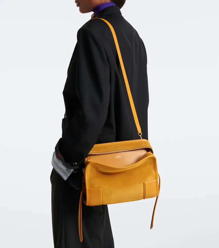 Loewe Amazona 180 Medium suede top-handle bag | Thumbnail 7 Loewe Amazona 180 Medium suede top-handle bag | Thumbnail 7