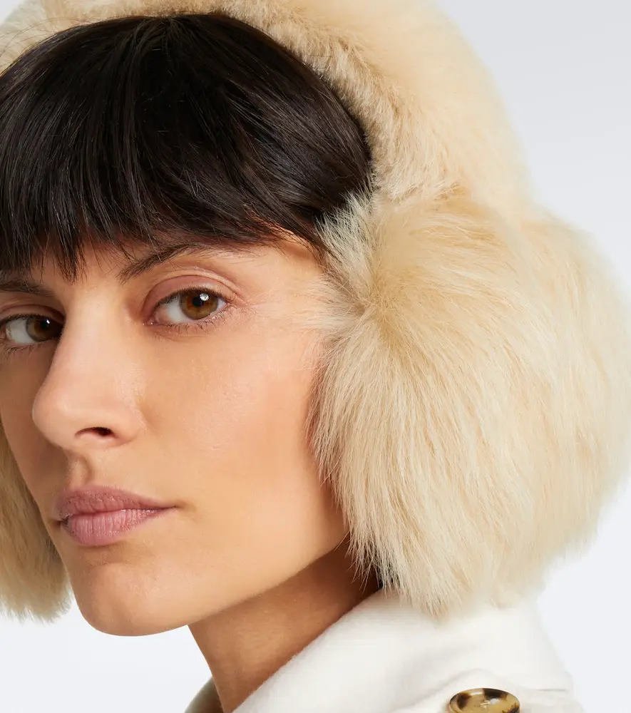 Burberry Shearling earmuffs | Thumbnail 4 Burberry Shearling earmuffs | Thumbnail 4