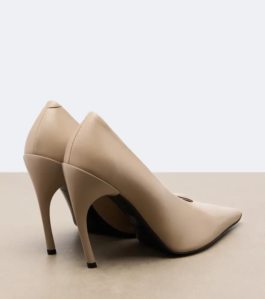 Roger Vivier Choc leather pumps | Thumbnail 4 Roger Vivier Choc leather pumps | Thumbnail 4