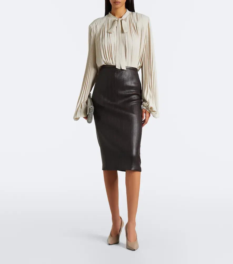 Roger Vivier Choc leather pumps | Thumbnail 6 Roger Vivier Choc leather pumps | Thumbnail 6