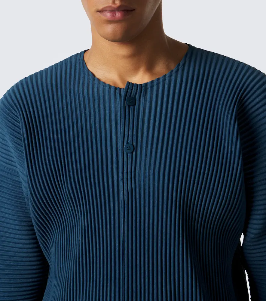 Homme Plissé Issey Miyake Homme Plissé Issey Miyake Monthly Colors: September pleated Henley shirt | Thumbnail 6