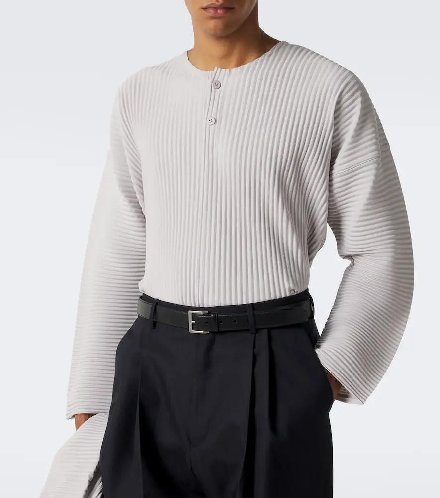 Homme Plissé Issey Miyake Homme Plissé Issey Miyake Monthly Colors: September pleated Henley shirt | Thumbnail 2