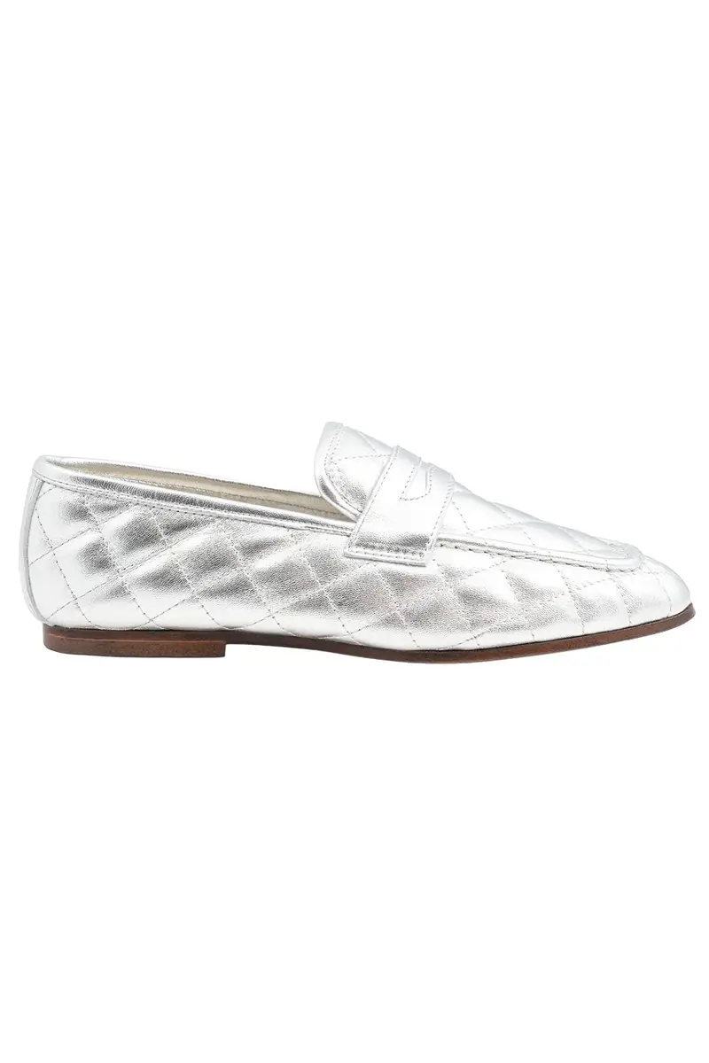 Essenziale Quilted Loafer