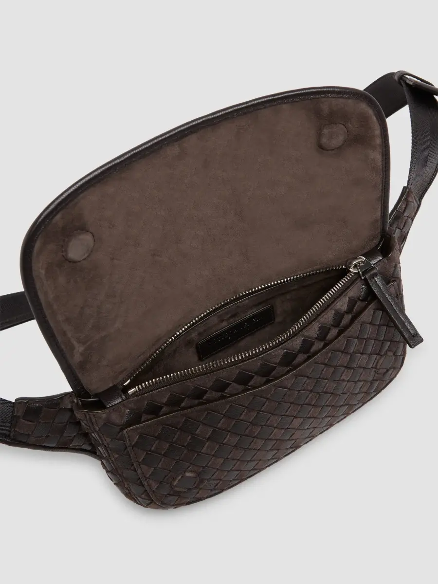 Bottega Veneta Men's Veneto Intrecciato Leather Belt Bag | Thumbnail 4 Bottega Veneta Men's Veneto Intrecciato Leather Belt Bag | Thumbnail 4