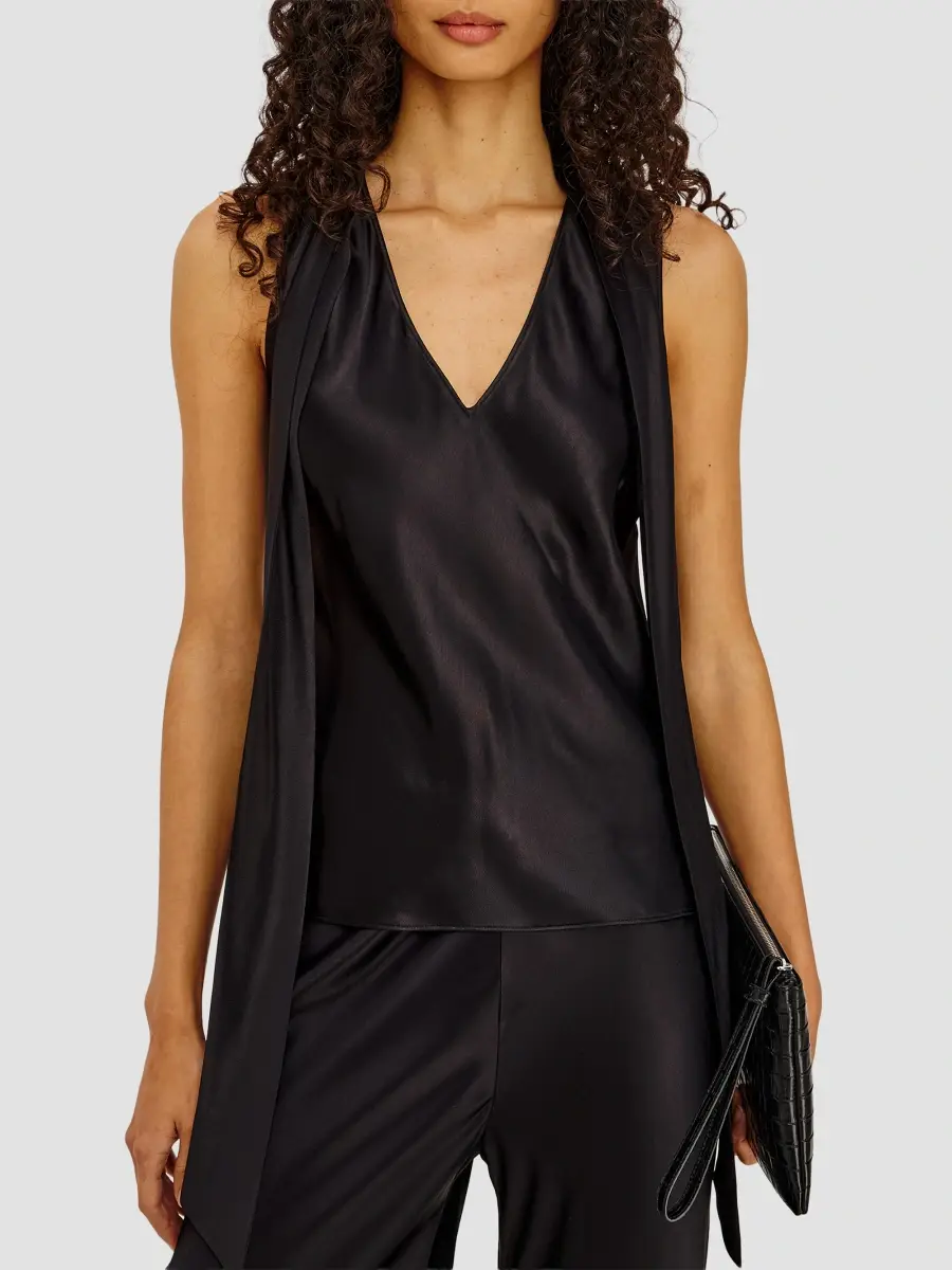 RAILS Women's Poppy V-Neck Satin Top | Thumbnail 4 RAILS Women's Poppy V-Neck Satin Top | Thumbnail 4