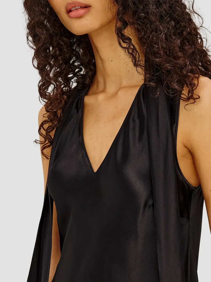 RAILS Women's Poppy V-Neck Satin Top | Thumbnail 5 RAILS Women's Poppy V-Neck Satin Top | Thumbnail 5
