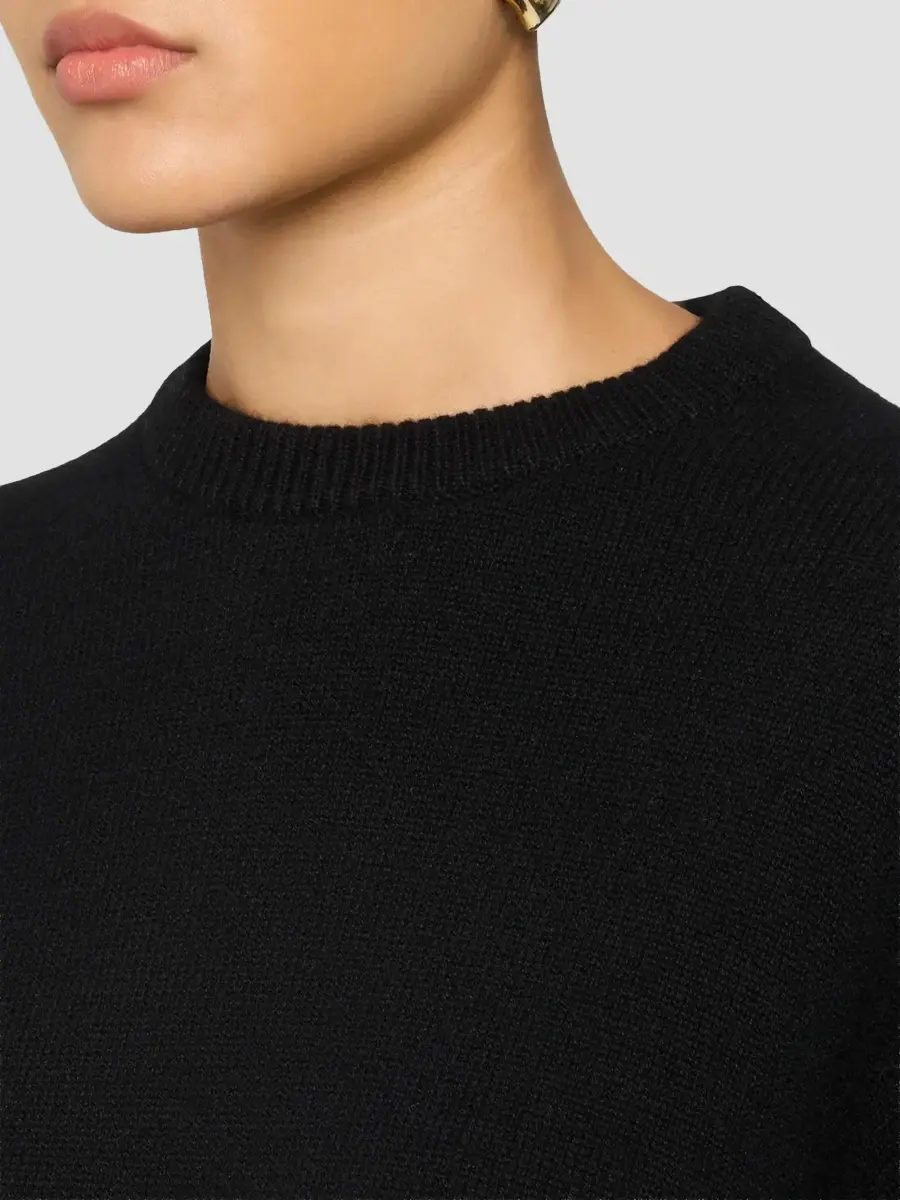 Theory Women's Cashmere Crewneck Sweater | Thumbnail 5 Theory Women's Cashmere Crewneck Sweater | Thumbnail 5