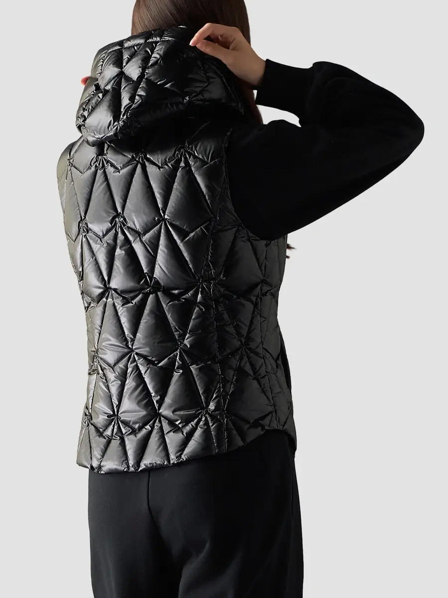 Moose Knuckles Women's Iceberg Quilted Down Puffer Vest | Thumbnail 3 Moose Knuckles Women's Iceberg Quilted Down Puffer Vest | Thumbnail 3