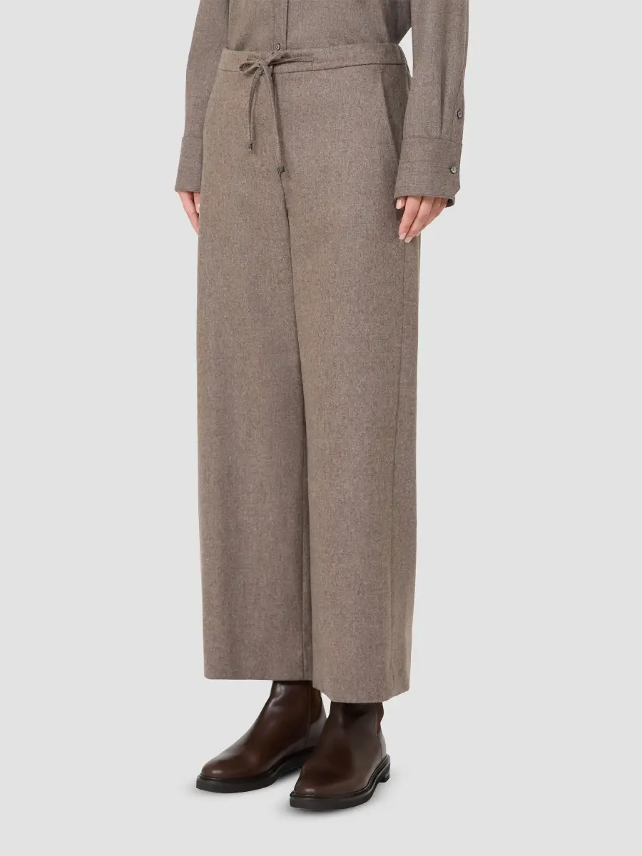 Max Mara Women's Stretch Wool Joggers Style Trousers | Thumbnail 3 Max Mara Women's Stretch Wool Joggers Style Trousers | Thumbnail 3