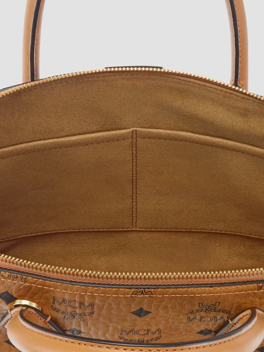 MCM Women's Aren Vi Pina Studded Tote Bag | Thumbnail 4 MCM Women's Aren Vi Pina Studded Tote Bag | Thumbnail 4