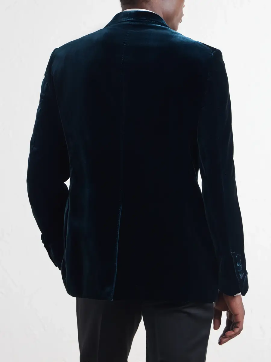 Tom Ford Shelton Velvet Tuxedo Jacket - Men | Thumbnail 4 Tom Ford Shelton Velvet Tuxedo Jacket - Men | Thumbnail 4