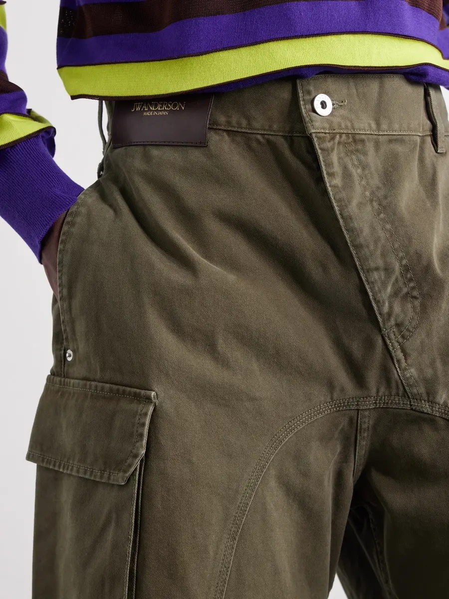 JW Anderson Twisted Straight-Leg Cotton-Twill Shorts - Men | Thumbnail 5 JW Anderson Twisted Straight-Leg Cotton-Twill Shorts - Men | Thumbnail 5