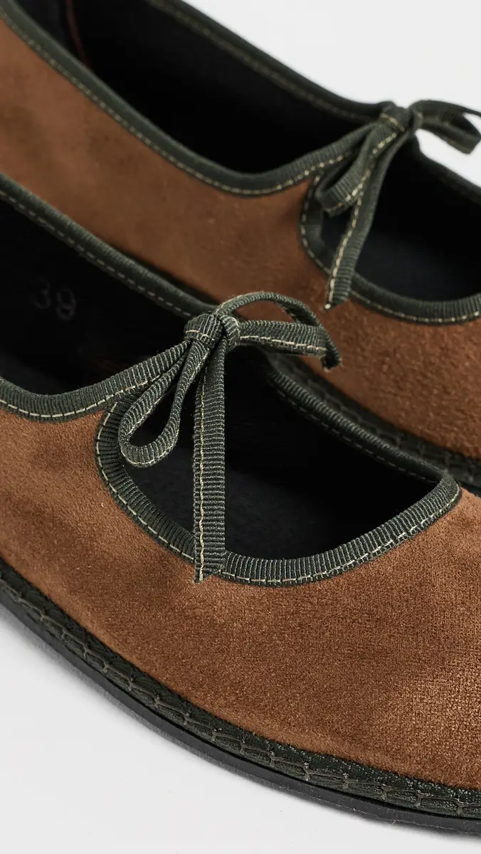 Vibi Venezia Brigitte Faux Suede Flats | Thumbnail 6