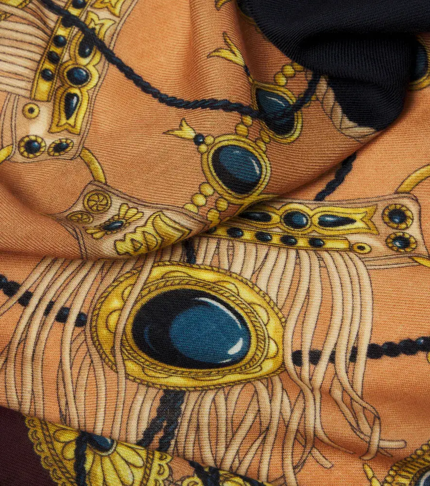 Etro Jacquard wool scarf | Thumbnail 2 Etro Jacquard wool scarf | Thumbnail 2