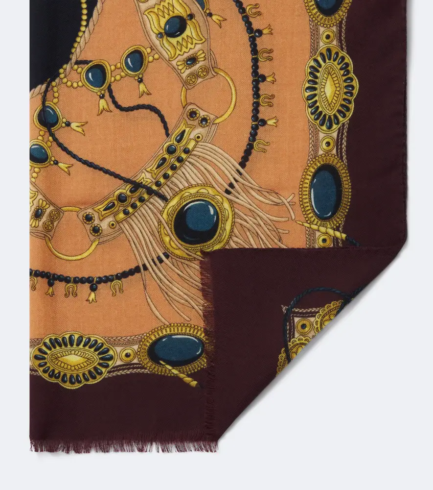 Etro Jacquard wool scarf | Thumbnail 3 Etro Jacquard wool scarf | Thumbnail 3