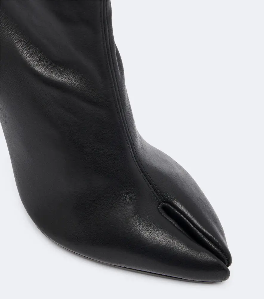 Maison Margiela Tabi Claw leather ankle boots | Thumbnail 4