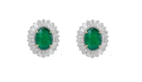 5.39ct Emerald Diamond 18K Gold Oval Stud Earrings 5.39ct Emerald Diamond 18K Gold Oval Stud Earrings