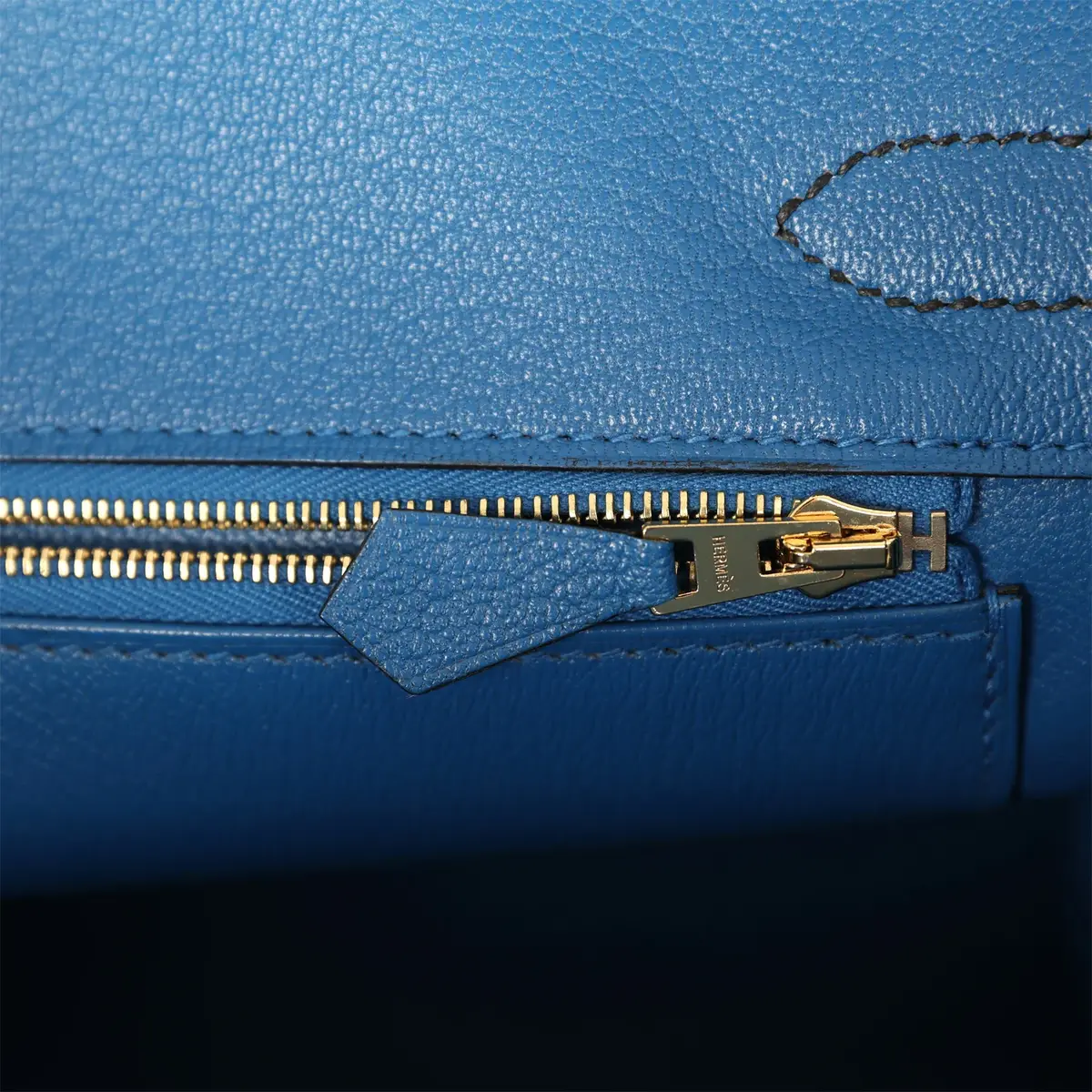 HERMÈS Pre-owned Hermes Birkin 30 Bleu Obscur Sombrero, Bleu Encre Clemence Gold Hardware | Thumbnail 9 HERMÈS Pre-owned Hermes Birkin 30 Bleu Obscur Sombrero, Bleu Encre Clemence Gold Hardware | Thumbnail 9