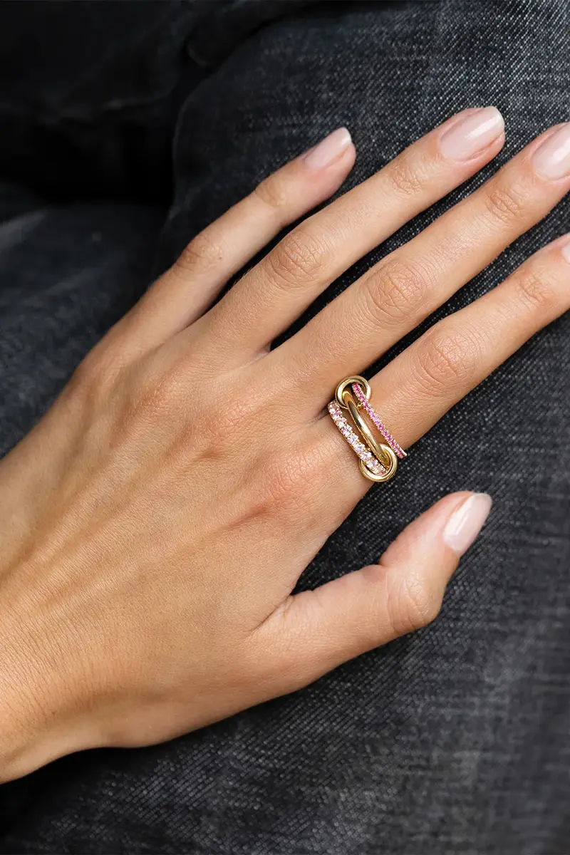 Spinelli Kilcollin Ruby Norah Three Link Ring | Thumbnail 2 Spinelli Kilcollin Ruby Norah Three Link Ring | Thumbnail 2