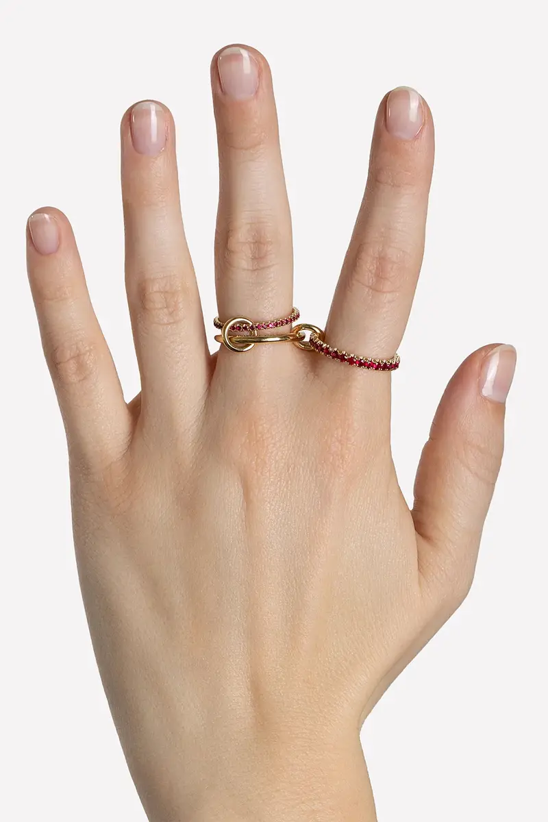 Spinelli Kilcollin Ruby Norah Three Link Ring | Thumbnail 4 Spinelli Kilcollin Ruby Norah Three Link Ring | Thumbnail 4