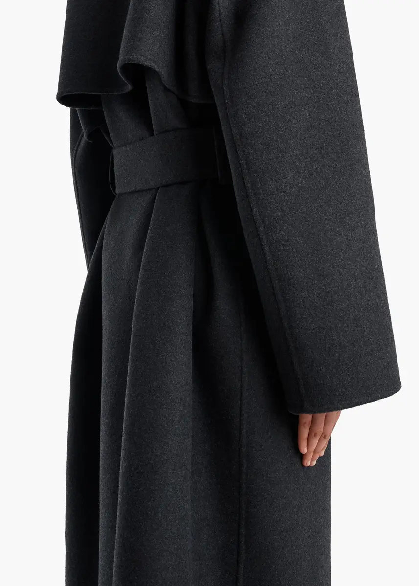 Khaite Manston Coat In | Thumbnail 5