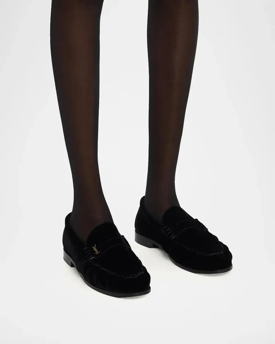 Saint Laurent Le Loafers in Velvet | Thumbnail 2 Saint Laurent Le Loafers in Velvet | Thumbnail 2