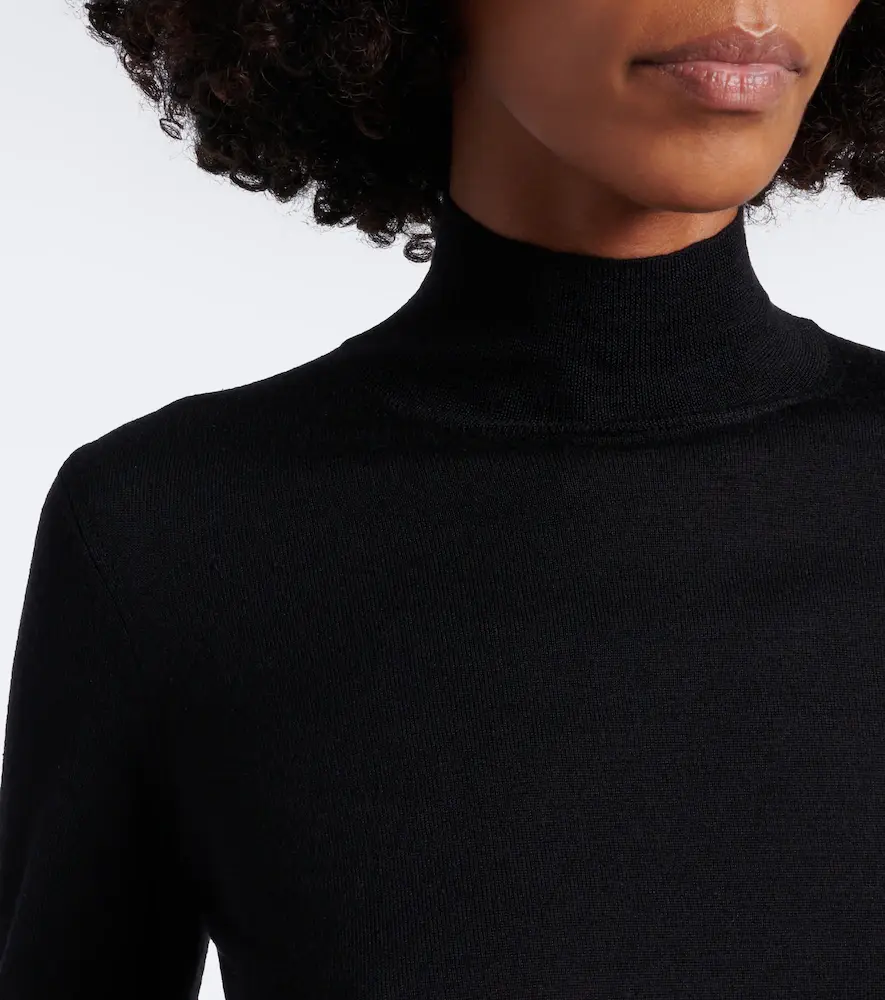 Carolina Herrera Wool and silk-blend sweater | Thumbnail 3 Carolina Herrera Wool and silk-blend sweater | Thumbnail 3