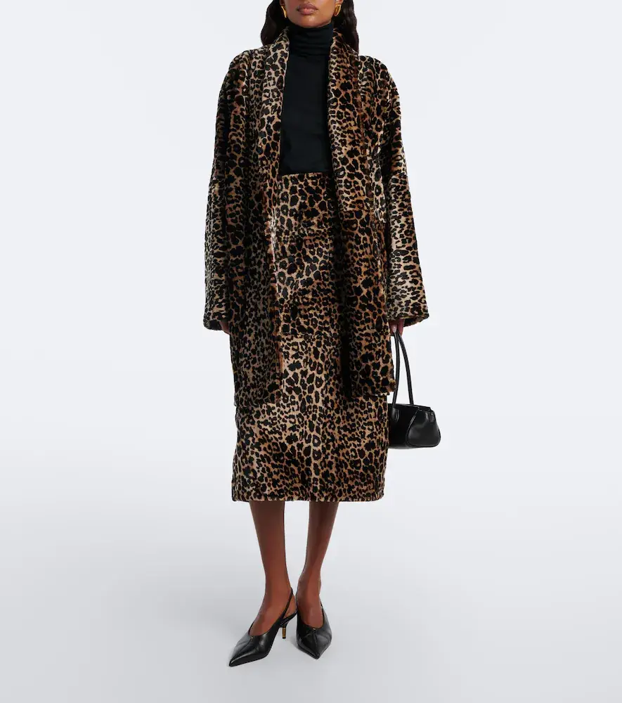 Nour Hammour Alana leopard-print shearling pencil skirt | Thumbnail 2