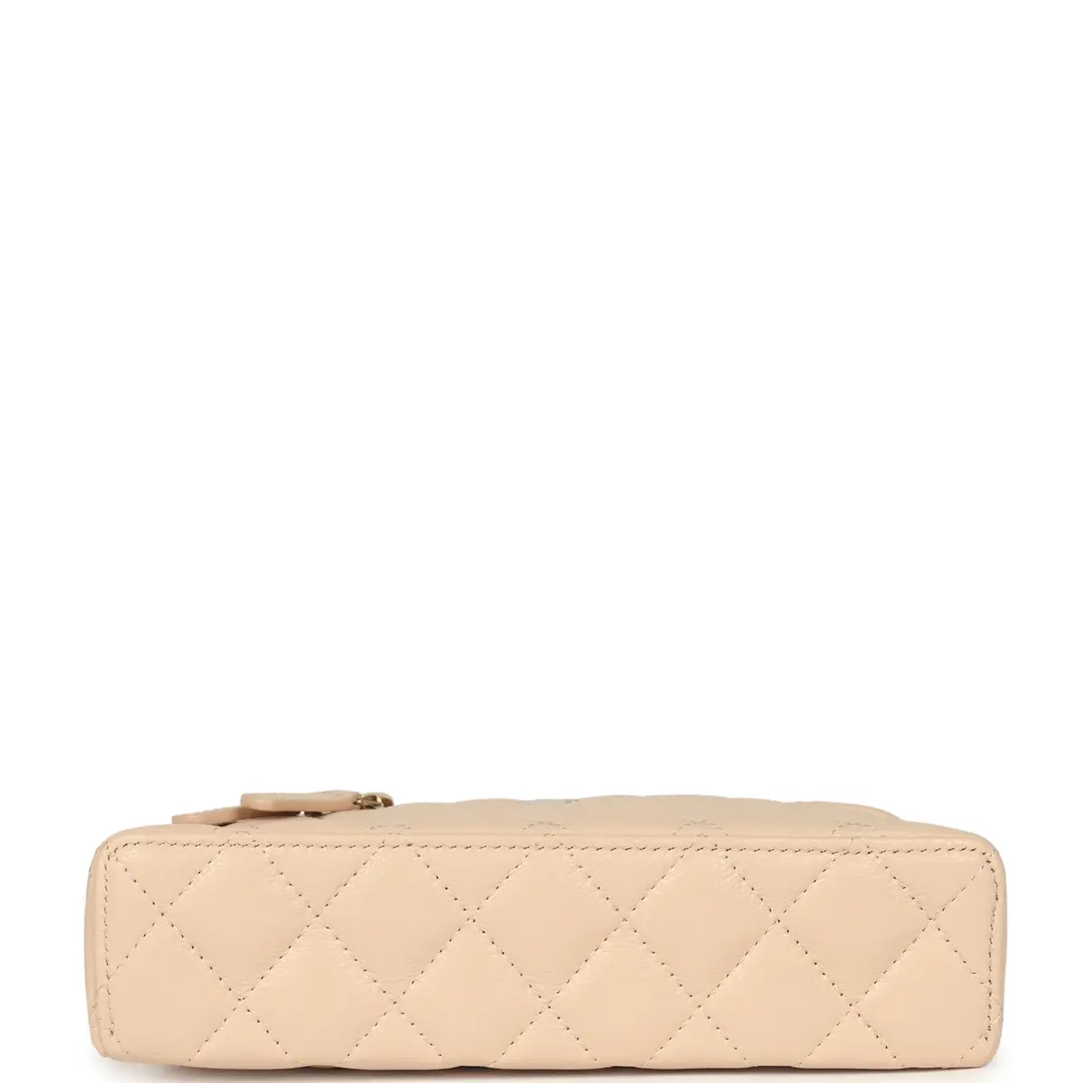 Chanel Chanel Top Handle Long Vanity Case with Chain Beige Shiny Caviar Light Gold Hardware | Thumbnail 6 Chanel Chanel Top Handle Long Vanity Case with Chain Beige Shiny Caviar Light Gold Hardware | Thumbnail 6