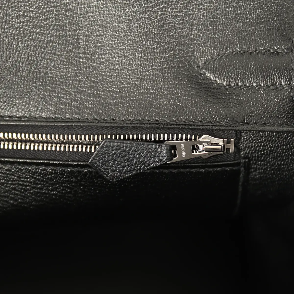 HERMÈS Hermes Birkin 30 Black, Bleu Marine Novillo, Shiny Niloticus Crocodile Touch Palladium Hardware | Thumbnail 8 HERMÈS Hermes Birkin 30 Black, Bleu Marine Novillo, Shiny Niloticus Crocodile Touch Palladium Hardware | Thumbnail 8