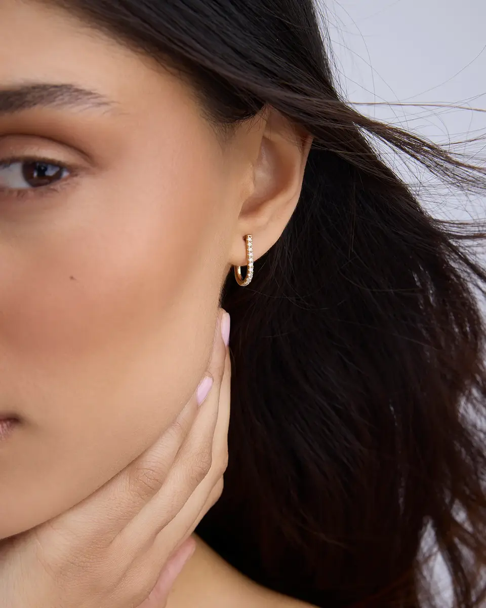 Jennifer Fisher Jennifer Fisher Medium Pavé Diamond Level Earring in 18K Yellow Gold | Thumbnail 2 Jennifer Fisher Jennifer Fisher Medium Pavé Diamond Level Earring in 18K Yellow Gold | Thumbnail 2