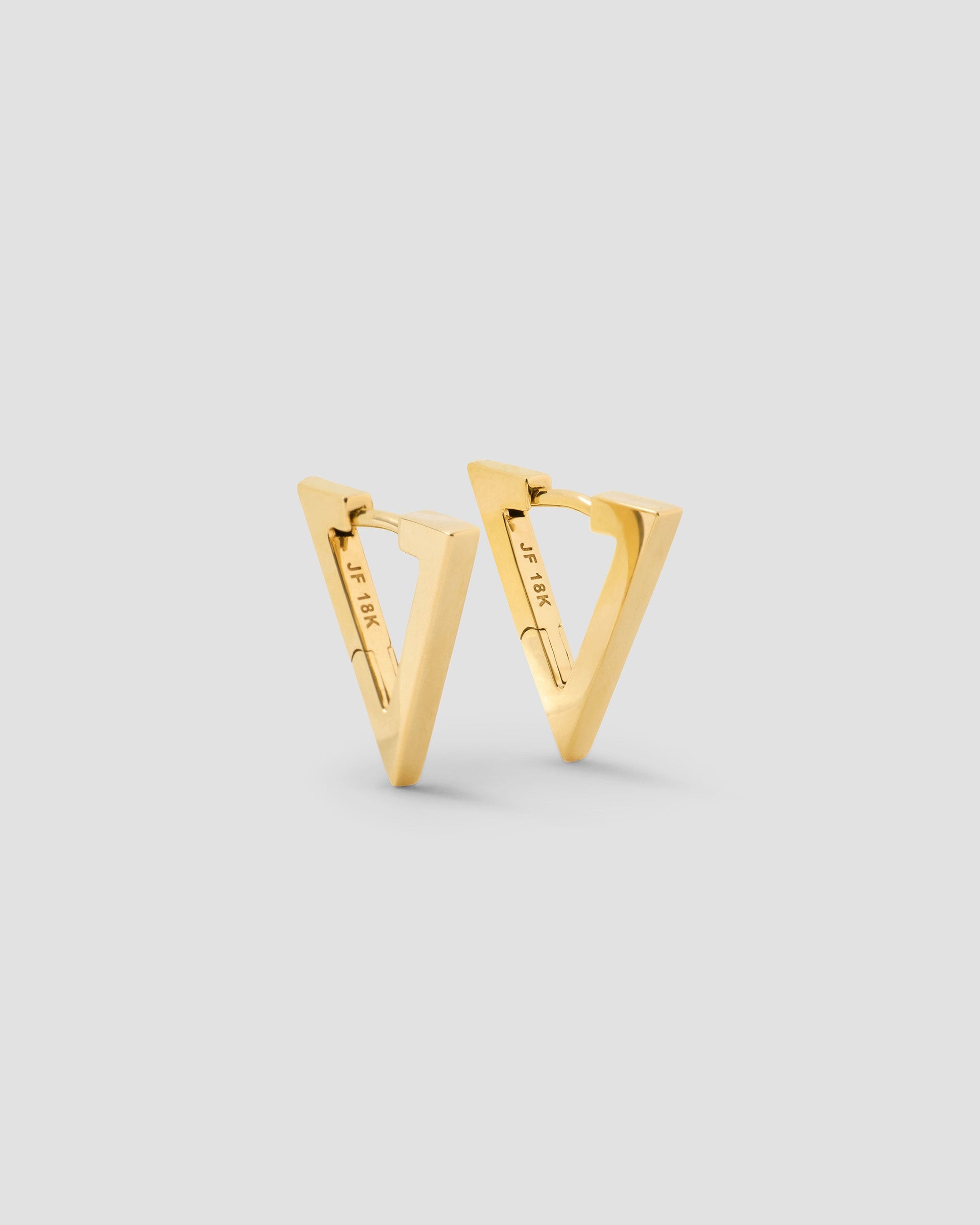 Jennifer Fisher Jennifer Fisher 18k Triangle Huggie 18K