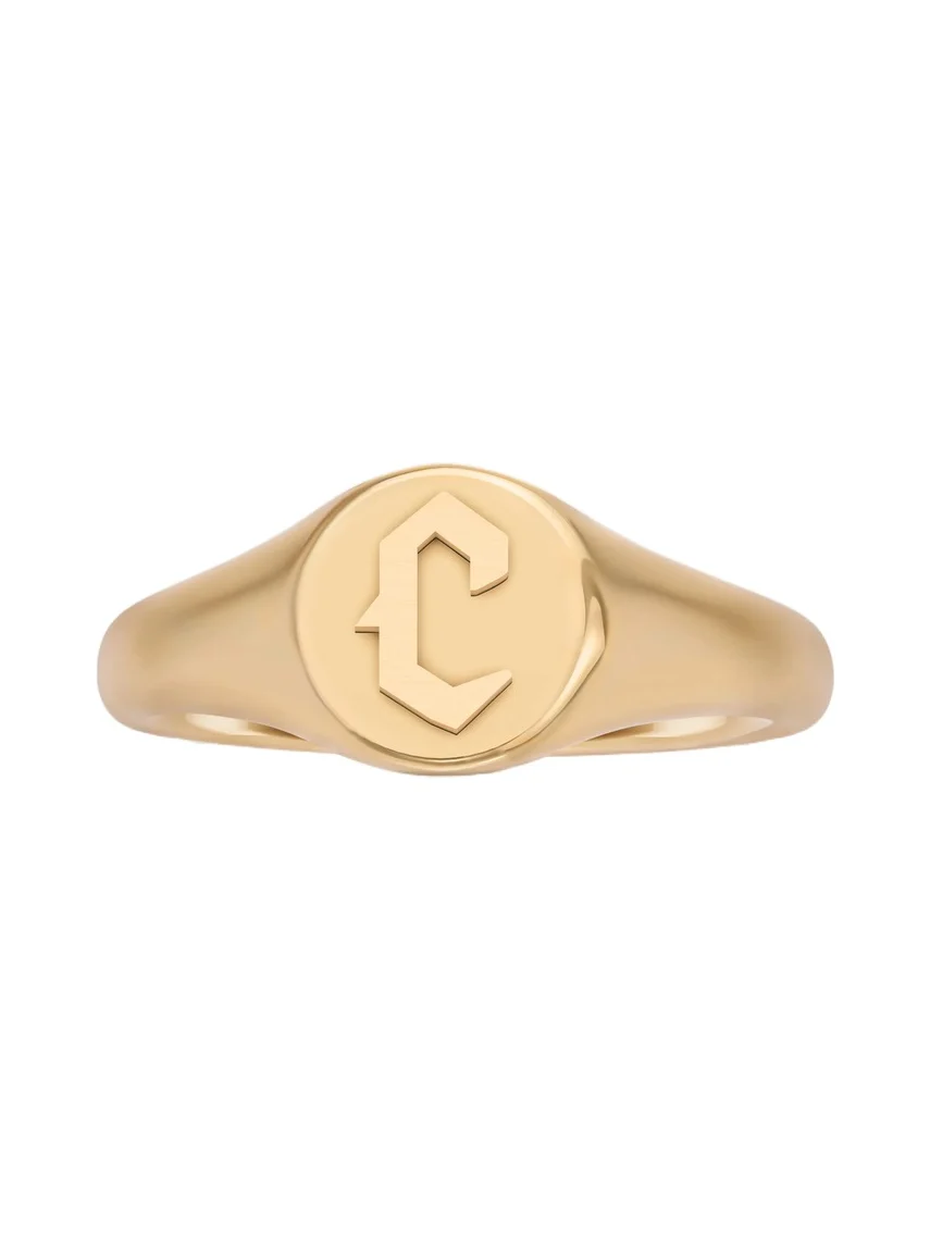 Mini Gothic Letter Signet Ring A-N 6 / C Mini Gothic Letter Signet Ring A-N 6 / C