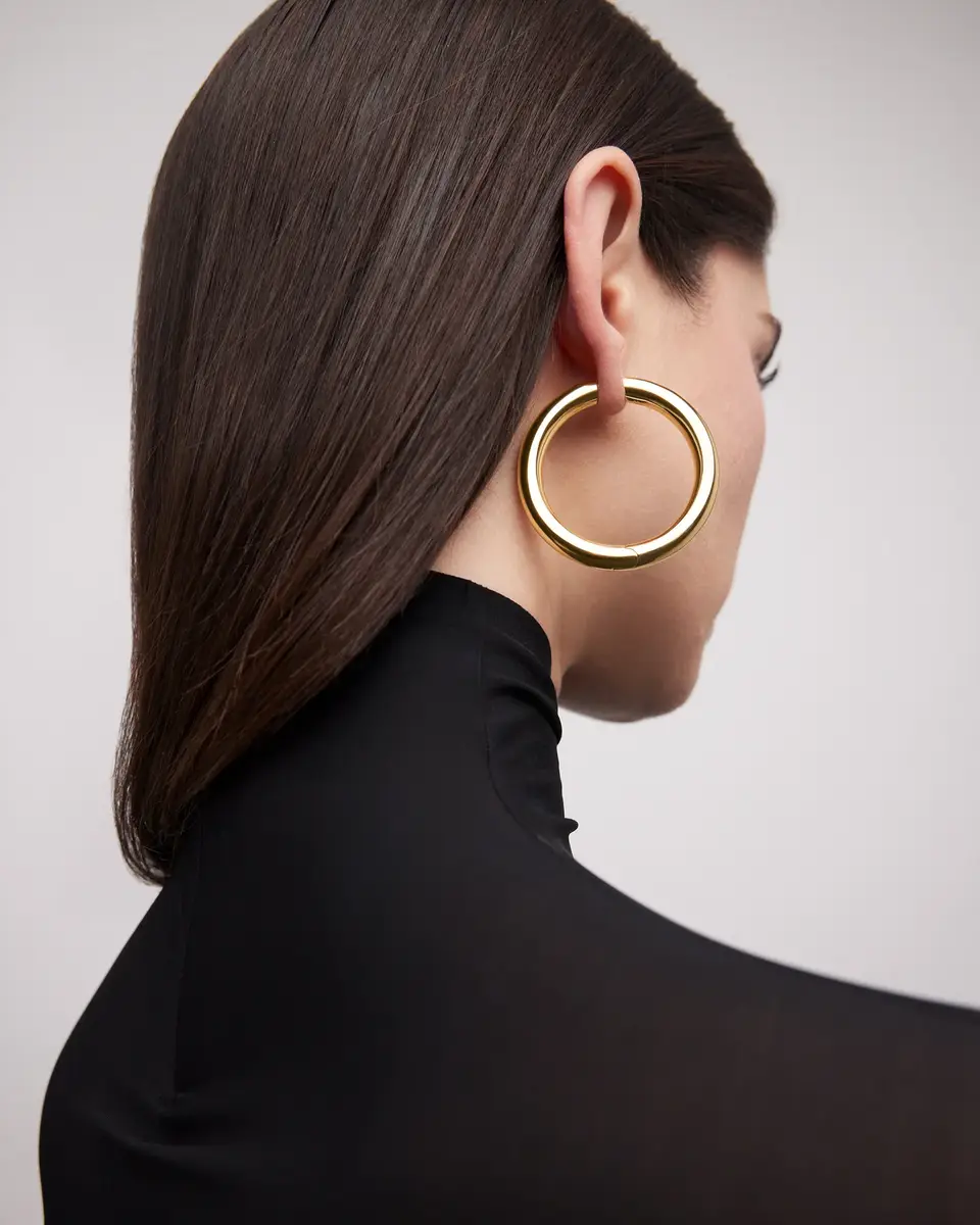 Jennifer Fisher Jennifer Fisher 1.5 Samira Hinged Baby Hoops | Thumbnail 2