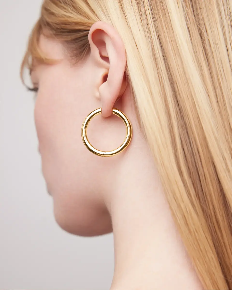 Jennifer Fisher Jennifer Fisher 1 Lilly Hinged Mini Hoops | Thumbnail 2 Jennifer Fisher Jennifer Fisher 1 Lilly Hinged Mini Hoops | Thumbnail 2